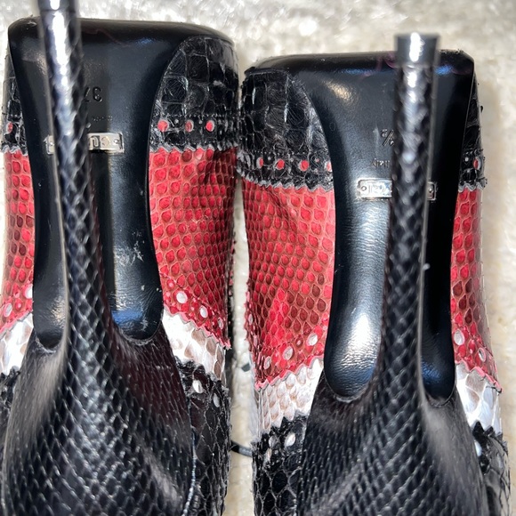 Gucci Pre-owned Tricolor Brogue Python Leather Gia Pointed Toe Lace Up Booties - Picture 3 of 5